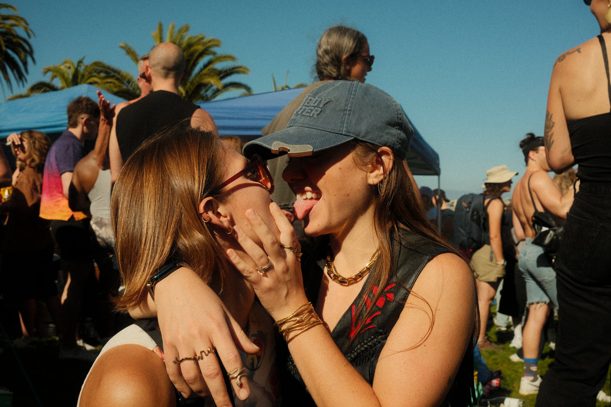couples — frame 5